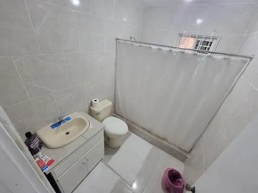 מונטגו ביי Rudy Suite דירה